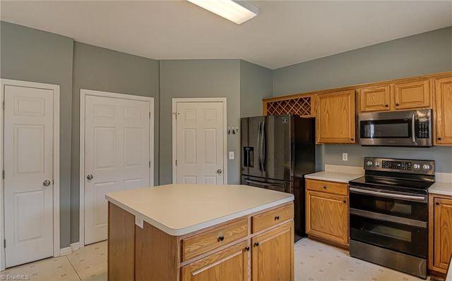 5315 Lewey Lane, Winston-salem, NC 27105