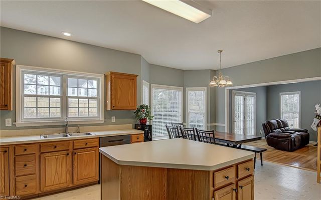 5315 Lewey Lane, Winston-salem, NC 27105