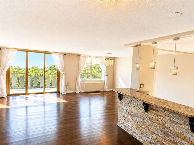 280 Boylston 511, Newton, MA 02467