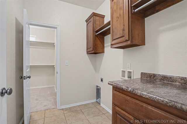 12584 S 66th East Avenue, Bixby, OK 74008