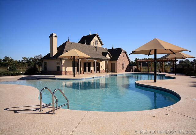 12584 S 66th East Avenue, Bixby, OK 74008