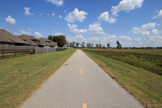 12584 S 66th East Avenue, Bixby, OK 74008