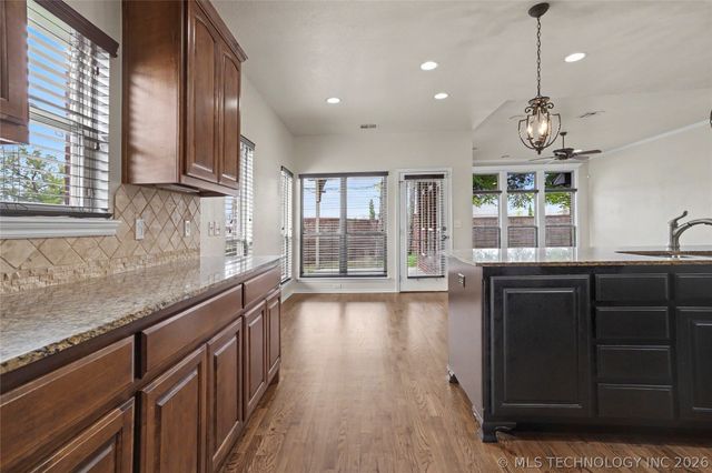 12584 S 66th East Avenue, Bixby, OK 74008