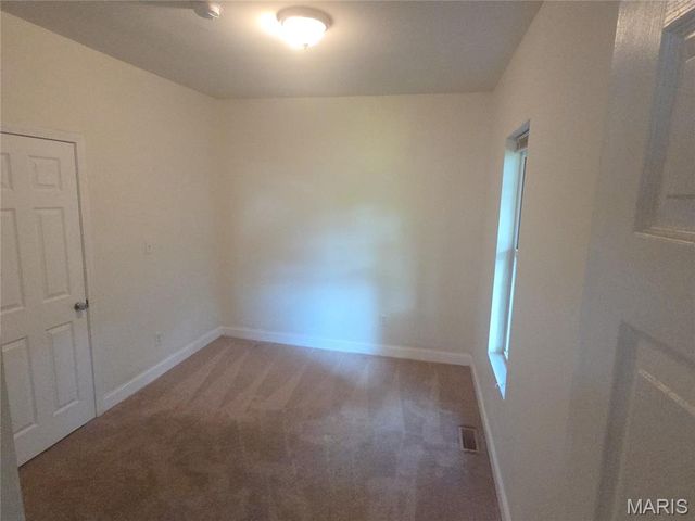 6456 Southwest Avenue, St Louis, MO 63139