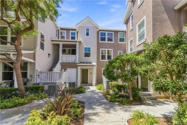 20 Valmont, Ladera Ranch, CA 92694