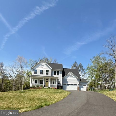 103 LAKE BLUFF CT, Fredericksburg, VA 22406