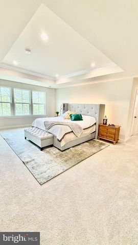 103 LAKE BLUFF CT, Fredericksburg, VA 22406