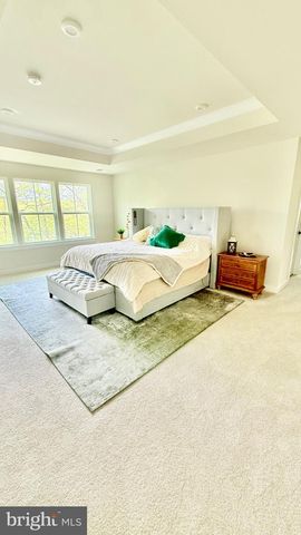 103 LAKE BLUFF CT, Fredericksburg, VA 22406