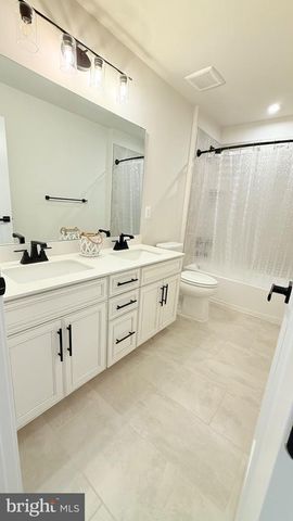 103 LAKE BLUFF CT, Fredericksburg, VA 22406