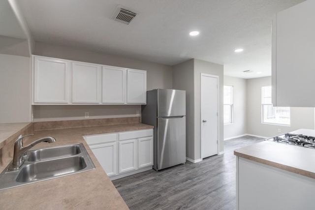 7710 Yucca Field Drive, Cypress, TX 77433