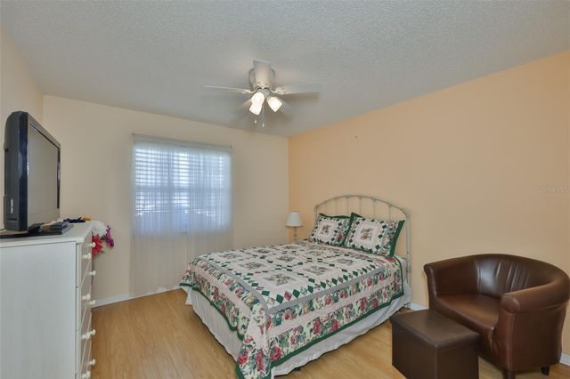 109 GLENDOWER CIRCLE, Sun City Center, FL 33573