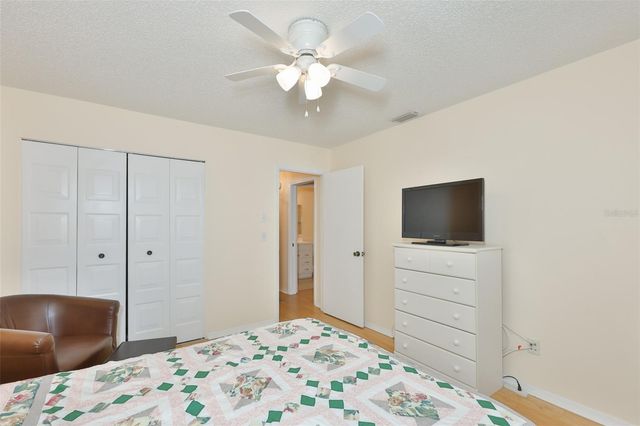 109 GLENDOWER CIRCLE, Sun City Center, FL 33573