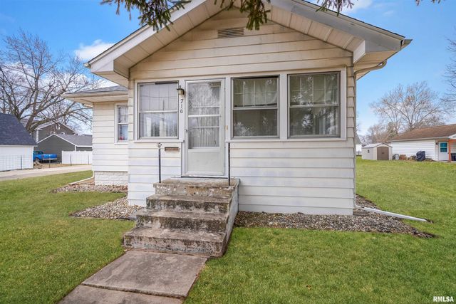 716 W WALNUT Street, Chillicothe, IL 61523