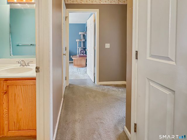 14 Bluff Road, Ledyard, CT 06335