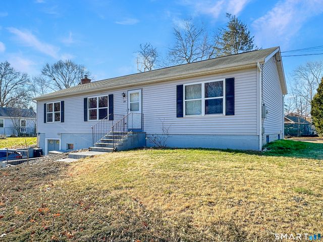 14 Bluff Road, Ledyard, CT 06335