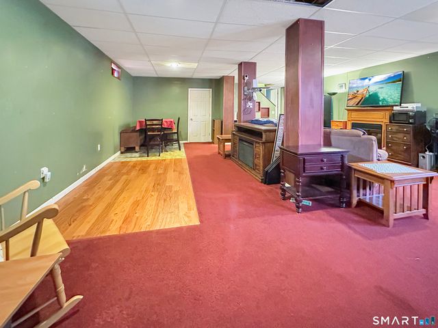 14 Bluff Road, Ledyard, CT 06335