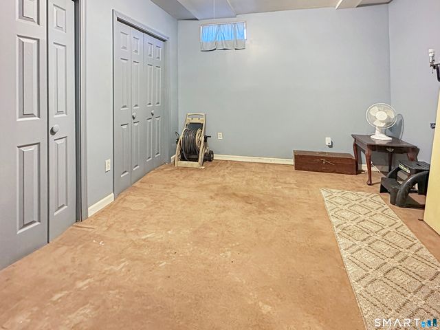 14 Bluff Road, Ledyard, CT 06335