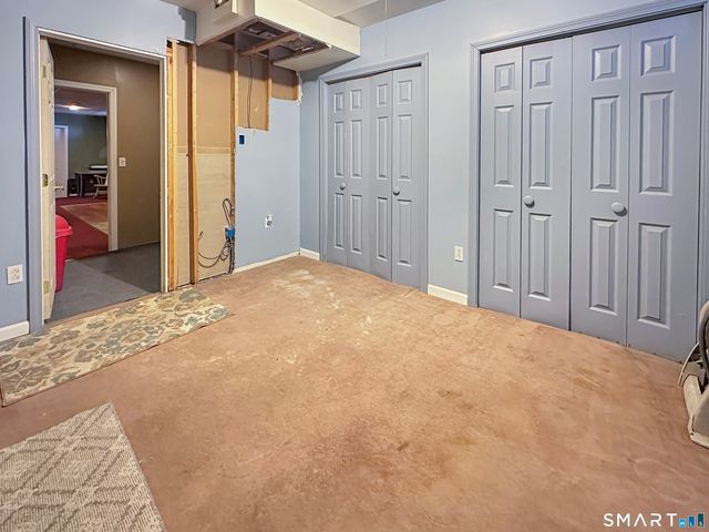 14 Bluff Road, Ledyard, CT 06335