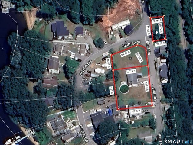 14 Bluff Road, Ledyard, CT 06335