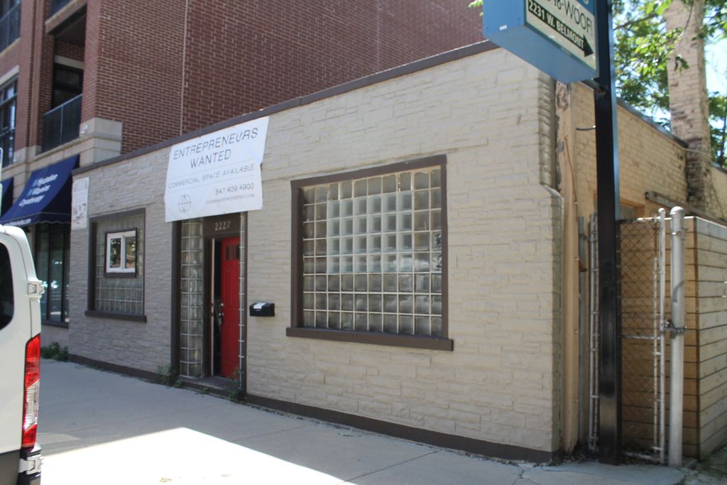 2227 W Belmont Avenue, Chicago, IL 60618