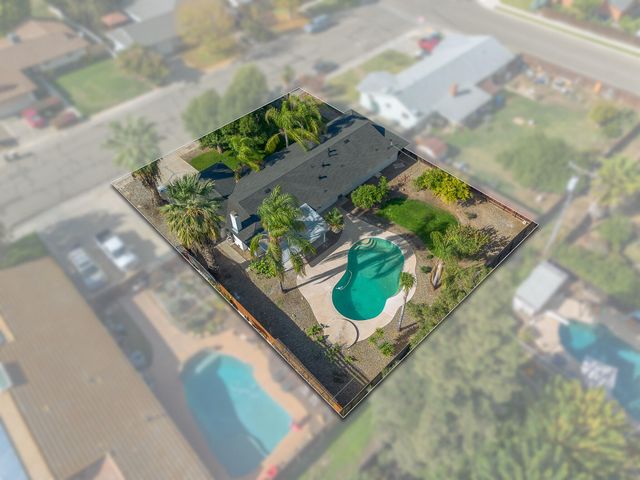 770 N Acacia Street, Woodlake, CA 93286