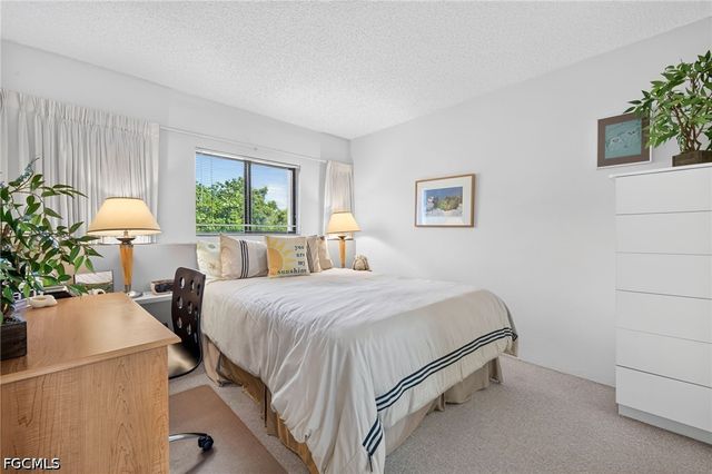 1250 Tennisplace CT E22, Sanibel, FL 33957