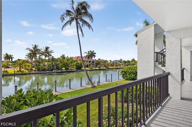 1250 Tennisplace CT E22, Sanibel, FL 33957