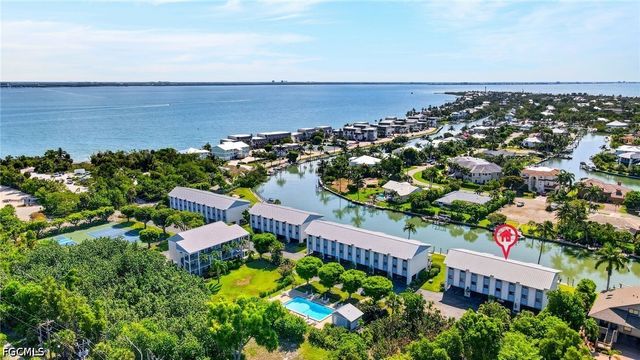 1250 Tennisplace CT E22, Sanibel, FL 33957