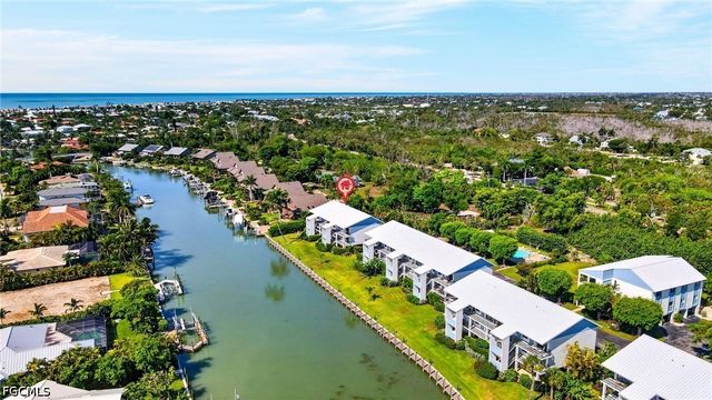 1250 Tennisplace CT E22, Sanibel, FL 33957