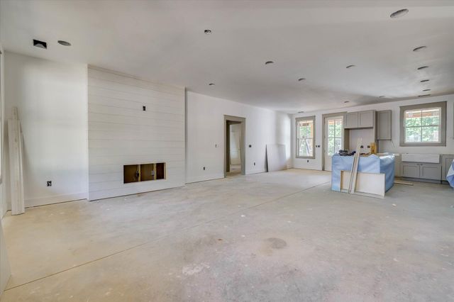 131 Chalk Bed Road, Graniteville, SC 29829