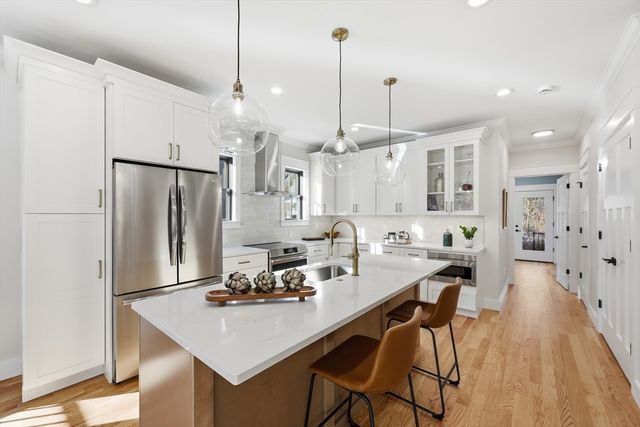 33 Landy Ave, Northampton, MA 01062