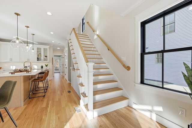 33 Landy Ave, Northampton, MA 01062