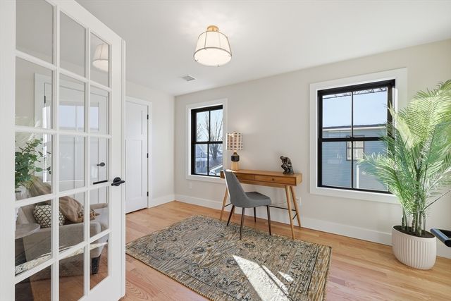 33 Landy Ave, Northampton, MA 01062