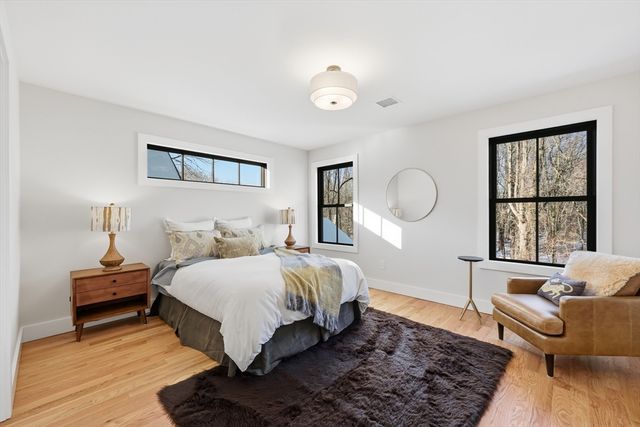 33 Landy Ave, Northampton, MA 01062