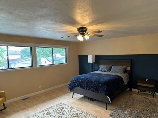 1104 Taunton Court, Schaumburg, IL 60193