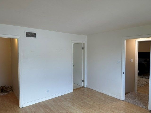 1104 Taunton Court, Schaumburg, IL 60193