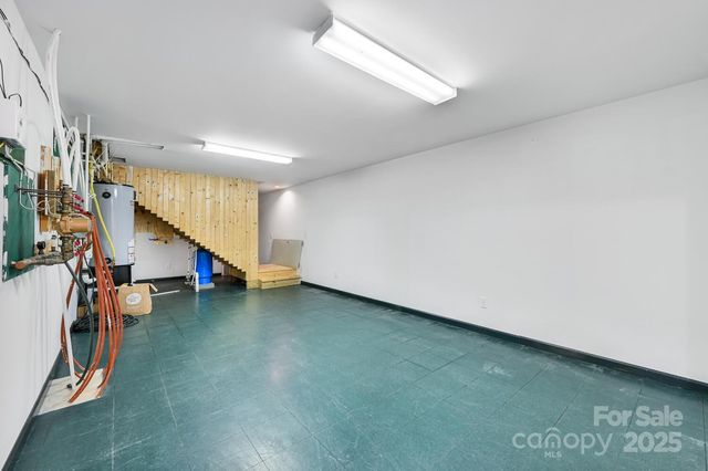 2 Ruffed Grouse Drive, Weaverville, NC 28787