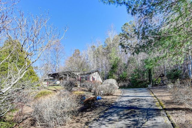 2 Ruffed Grouse Drive, Weaverville, NC 28787