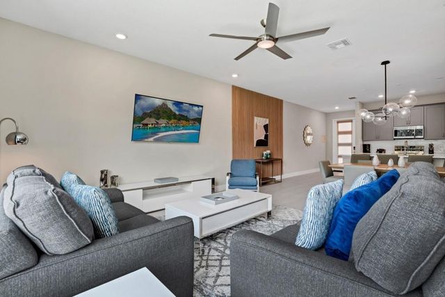 7846 SPECTRUM DRIVE, Reunion, FL 34747