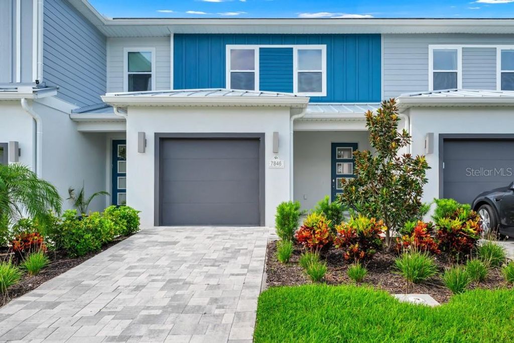 7846 SPECTRUM DRIVE, Reunion, FL 34747