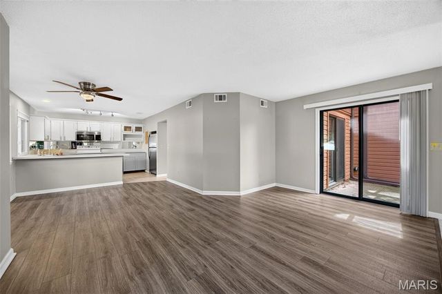 408 Kipling Way A, Weldon Spring, MO 63304