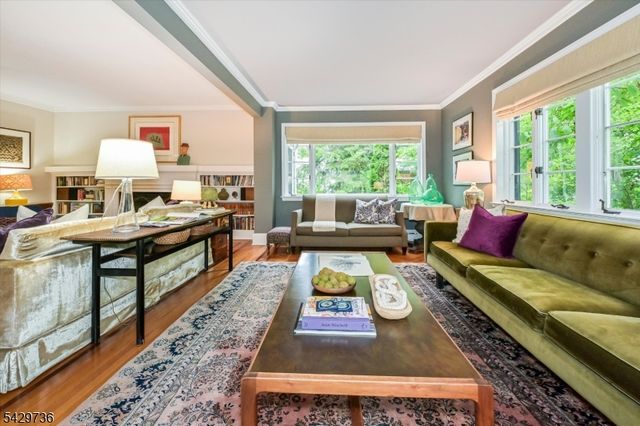 35 Durand Road, Maplewood Twp., NJ 07040