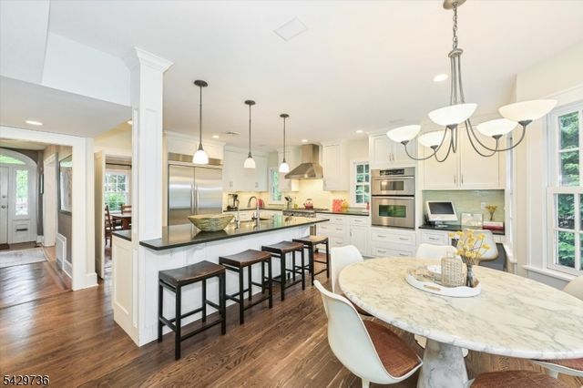 35 Durand Road, Maplewood Twp., NJ 07040