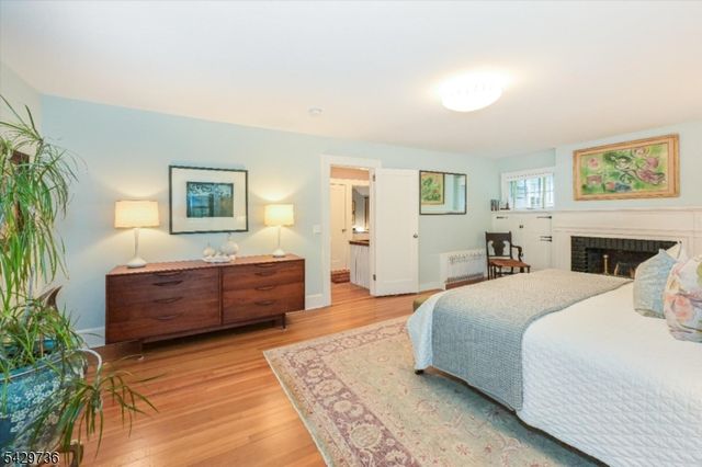 35 Durand Road, Maplewood Twp., NJ 07040