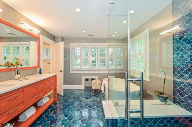 35 Durand Road, Maplewood Twp., NJ 07040