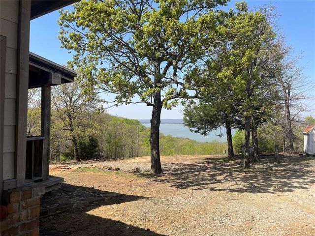216 N Bk 1600 Road, Stigler, OK 74462