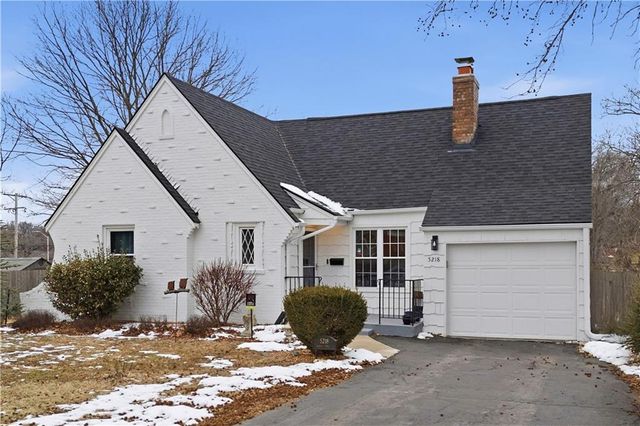 5218 N Spruce Avenue, Kansas City, MO 64119