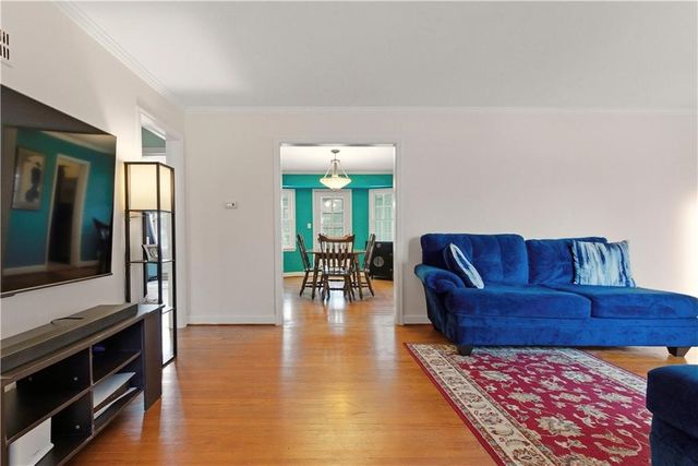 5218 N Spruce Avenue, Kansas City, MO 64119