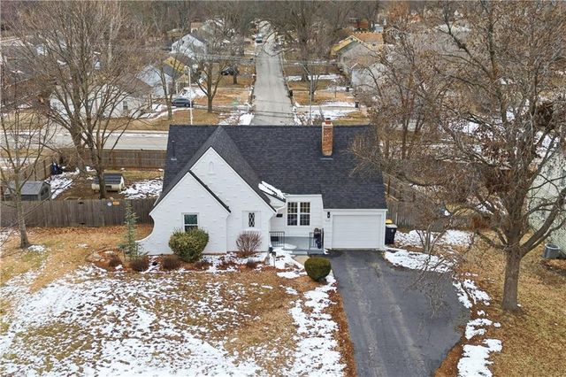 5218 N Spruce Avenue, Kansas City, MO 64119