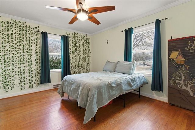 5218 N Spruce Avenue, Kansas City, MO 64119